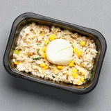 Zdjęcie produktu Ryż i tuńczyk-sycąca sałatka z ryżem, tuńczykiem i jajkiem