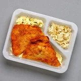 Zdjęcie produktu Schabowy z zasmażaną kapustą i puree ziemniaczanym