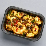 Zdjęcie produktu Tortellini al fromaggio-sałatka z makaronem z nadzieniem serowym i dodatkami