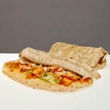 Zdjęcie produktu Tortilla pełnoziarnista z kurczakiem cezar