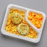 Zdjęcie produktu Fit kotleciki z brokułu z kaszą bulgur i surówką