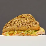 Zdjęcie produktu "tania buła" trójkąt farmerski-bułka z szynką i dodatkami